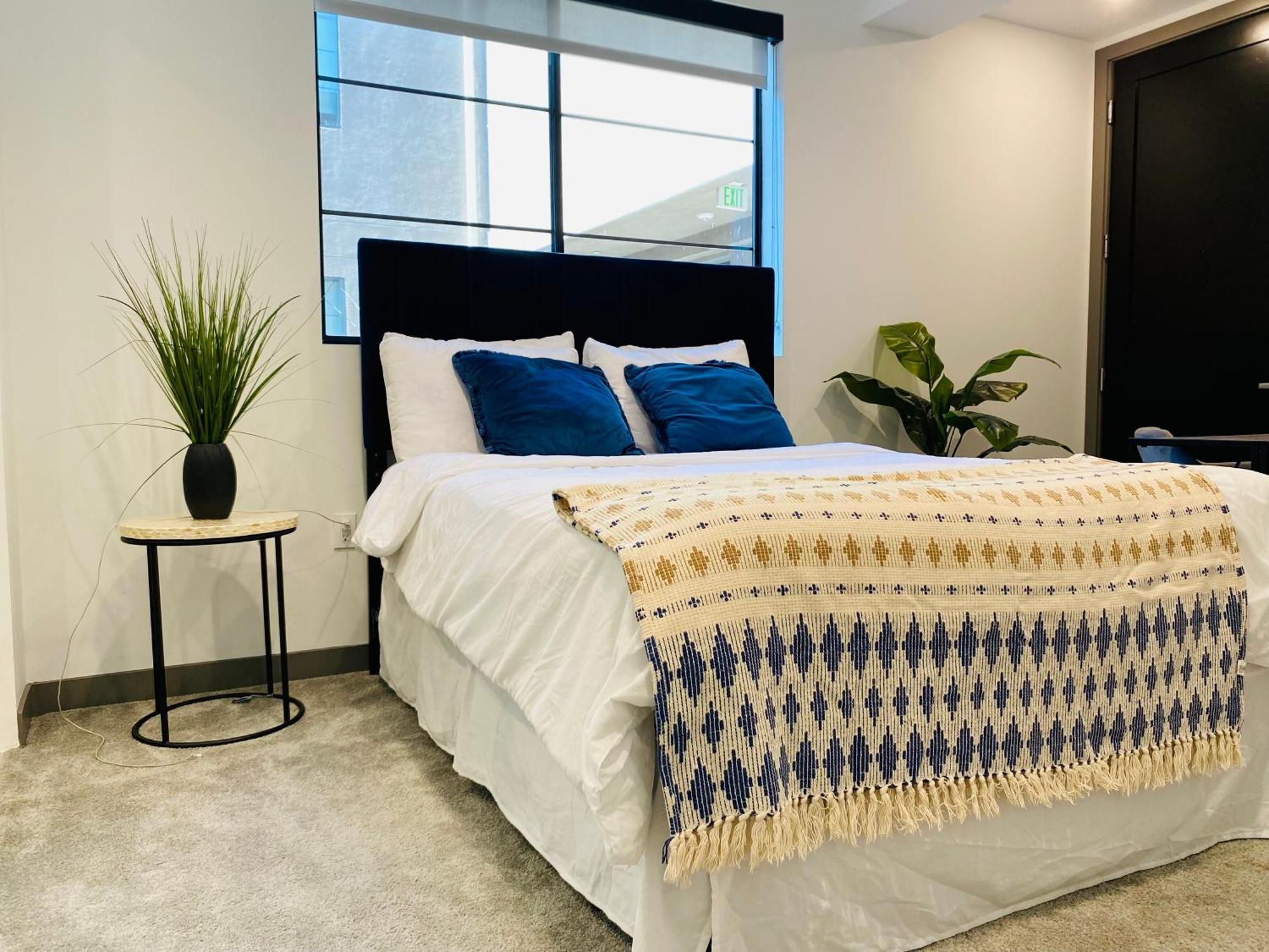Apartment Beautiful Hollywood 1bd Loft Private Rooftop